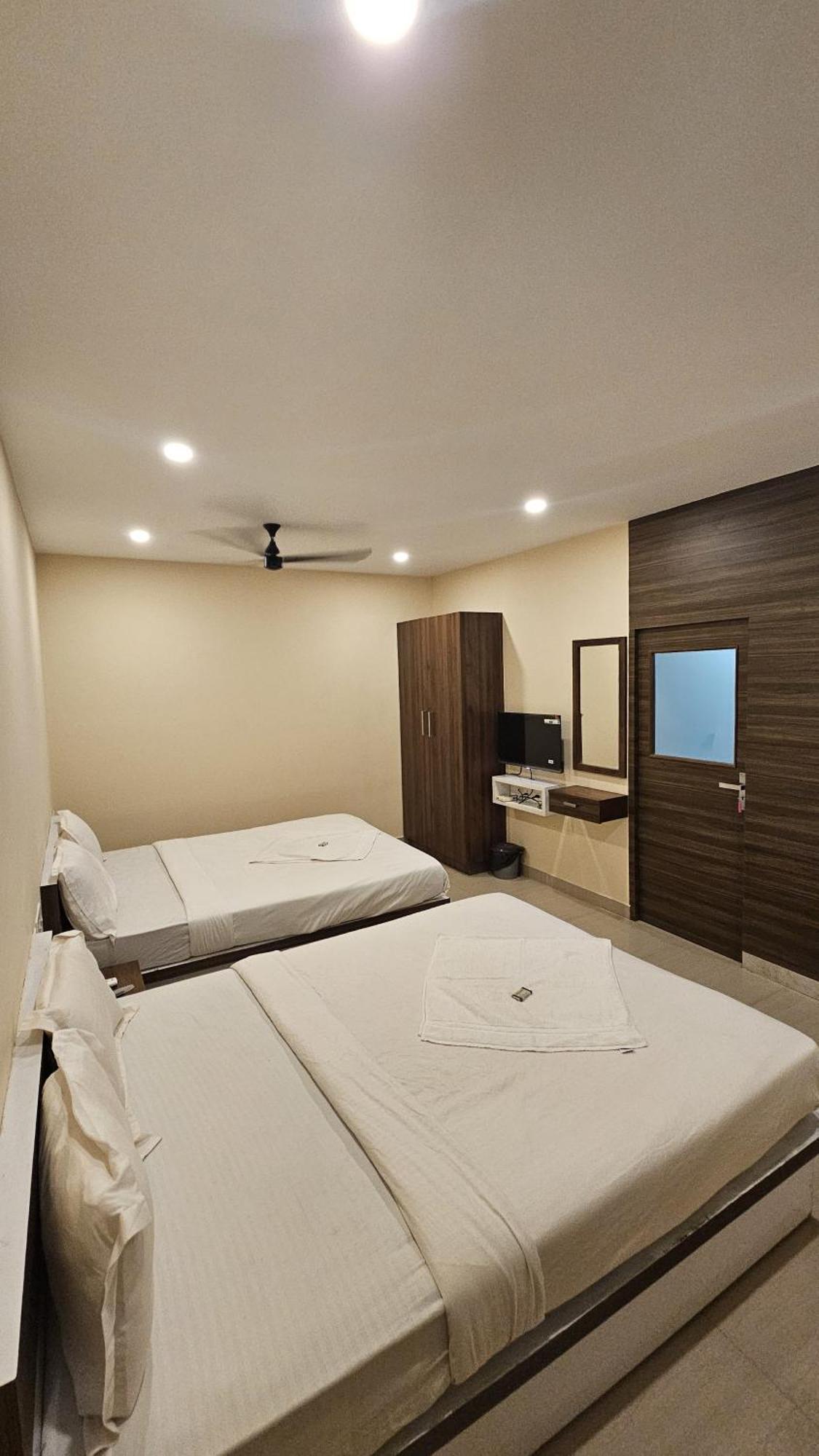 Heres Haut Residency Kochi エクステリア 写真