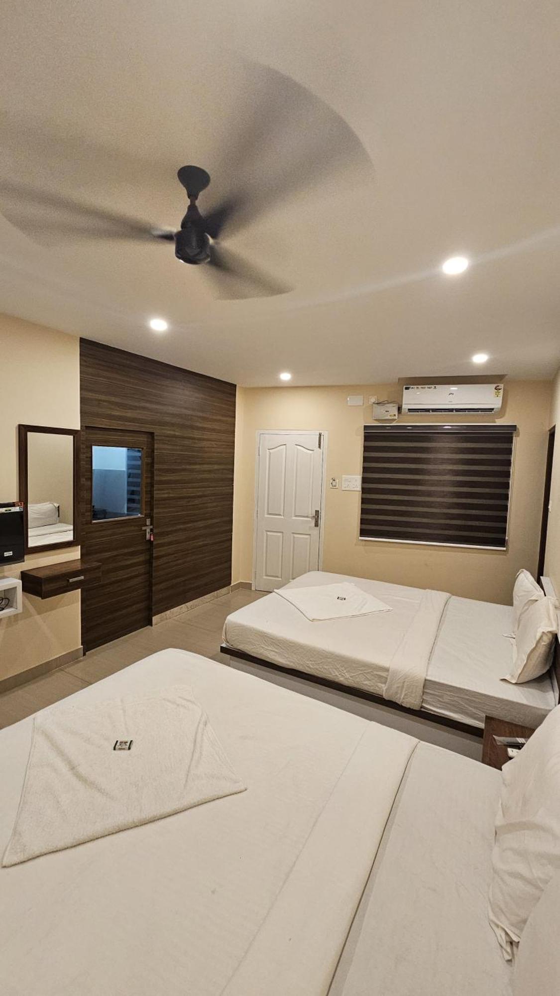 Heres Haut Residency Kochi エクステリア 写真